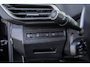 Peugeot 3008 1.6 HYbrid 225 Blue Lease Allure | Panoramadak | Camera | Apple Carplay/Android Auto | Cruise control | Elektrisch bedienbare achterklep | Keyless | Digitaal dashboard | Achteruitrijcamera | Apple Carplay/Android Auto|telefoonintegratie premium | Cruise control