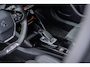 Peugeot e-2008 EV GT-LINE 50 kWh | Camera | Stoelverwarming | Apple Carplay/Android Auto | Keyless | Navigatie | Sportstoelen | Achteruitrijcamera | Apple Carplay/Android Auto|telefoonintegratie premium | Halflederen bekleding
