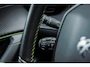 Peugeot e-2008 EV GT-LINE 50 kWh | Camera | Stoelverwarming | Apple Carplay/Android Auto | Keyless | Navigatie | Sportstoelen | Achteruitrijcamera | Apple Carplay/Android Auto|telefoonintegratie premium | Halflederen bekleding