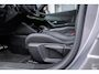 Peugeot e-2008 EV GT-LINE 50 kWh | Camera | Stoelverwarming | Apple Carplay/Android Auto | Keyless | Navigatie | Sportstoelen | Achteruitrijcamera | Apple Carplay/Android Auto|telefoonintegratie premium | Halflederen bekleding