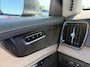 Volvo XC90 2.0 T8 Plug-in hybrid AWD Ultra Bright | Luchtvering | Trekhaak | Extra getint glas |