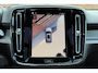 Volvo EX40 Twin Motor Performance Ultra Black Edition | Panoramadak | Elektrisch Verstelbare Voorstoelen | 360 Graden Camera | Adaptieve Bochtverlichting | Pilot Assist | Apple Carplay | Standkachel | 20'' Lichtmetalen Velgen