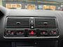 Volkswagen Golf 1.6 16v Pacific | Stoelverwarming | Clima | 5-Drs