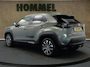 Toyota Yaris Cross 1.5 Hybrid 115 First Edition - ORIGINEEL NEDERLANDSE AUTO - TREKHAAK 750KG GEREMD TREKGEWICHT - DODEHOEK DETECTIE - STOEL EN STUUR VERWARMING - PARKEERSENSOREN VOOR EN ACHTER - KEYLESS ENTRY & START