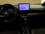 Toyota Yaris Cross 1.5 Hybrid 115 First Edition - ORIGINEEL NEDERLANDSE AUTO - TREKHAAK 750KG GEREMD TREKGEWICHT - DODEHOEK DETECTIE - STOEL EN STUUR VERWARMING - PARKEERSENSOREN VOOR EN ACHTER - KEYLESS ENTRY & START