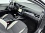 Toyota Avensis Touring Sports 1.8 VVT-i Executive | ALL Season banden| Climate control | Stoelverwarming | Navigatie |