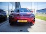 MG MG5 Electric Long Range Luxury 61 kWh Red