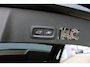 Volvo XC40 1.5 T5 Recharge Inscription | Dealeronderhouden | Glazen Schuif-/Kanteldak | Semi Elektrisch Inklapbare Trekhaak | 19-inch Lichtmetalen Velgen | All-Season Banden | Lederen Bekleding Amber | Elektrisch Verstelbare Voorstoelen Met Geheugen | Adaptieve Cruise Control | Pilot Assist | Stuurverwarming | Stoelverwarming | Geint Glas | Keyless | Elektrische Achterklep Met Sensorsturing | Parkeersensoren Voor en Achter | Achteruitrijcamera | BLIS | Carplay/Android Auto |