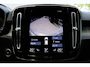 Volvo XC40 1.5 T5 Recharge Inscription | Dealeronderhouden | Glazen Schuif-/Kanteldak | Semi Elektrisch Inklapbare Trekhaak | 19-inch Lichtmetalen Velgen | All-Season Banden | Lederen Bekleding Amber | Elektrisch Verstelbare Voorstoelen Met Geheugen | Adaptieve Cruise Control | Pilot Assist | Stuurverwarming | Stoelverwarming | Geint Glas | Keyless | Elektrische Achterklep Met Sensorsturing | Parkeersensoren Voor en Achter | Achteruitrijcamera | BLIS | Carplay/Android Auto |