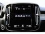 Volvo XC40 1.5 T5 Recharge Inscription | Dealeronderhouden | Glazen Schuif-/Kanteldak | Semi Elektrisch Inklapbare Trekhaak | 19-inch Lichtmetalen Velgen | All-Season Banden | Lederen Bekleding Amber | Elektrisch Verstelbare Voorstoelen Met Geheugen | Adaptieve Cruise Control | Pilot Assist | Stuurverwarming | Stoelverwarming | Geint Glas | Keyless | Elektrische Achterklep Met Sensorsturing | Parkeersensoren Voor en Achter | Achteruitrijcamera | BLIS | Carplay/Android Auto |