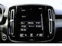 Volvo XC40 1.5 T5 Recharge Inscription | Dealeronderhouden | Glazen Schuif-/Kanteldak | Semi Elektrisch Inklapbare Trekhaak | 19-inch Lichtmetalen Velgen | All-Season Banden | Lederen Bekleding Amber | Elektrisch Verstelbare Voorstoelen Met Geheugen | Adaptieve Cruise Control | Pilot Assist | Stuurverwarming | Stoelverwarming | Geint Glas | Keyless | Elektrische Achterklep Met Sensorsturing | Parkeersensoren Voor en Achter | Achteruitrijcamera | BLIS | Carplay/Android Auto |