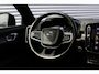 Volvo XC40 1.5 T5 Recharge Inscription | Dealeronderhouden | Glazen Schuif-/Kanteldak | Semi Elektrisch Inklapbare Trekhaak | 19-inch Lichtmetalen Velgen | All-Season Banden | Lederen Bekleding Amber | Elektrisch Verstelbare Voorstoelen Met Geheugen | Adaptieve Cruise Control | Pilot Assist | Stuurverwarming | Stoelverwarming | Geint Glas | Keyless | Elektrische Achterklep Met Sensorsturing | Parkeersensoren Voor en Achter | Achteruitrijcamera | BLIS | Carplay/Android Auto |
