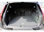 Volvo XC40 1.5 T5 Recharge Inscription | Dealeronderhouden | Glazen Schuif-/Kanteldak | Semi Elektrisch Inklapbare Trekhaak | 19-inch Lichtmetalen Velgen | All-Season Banden | Lederen Bekleding Amber | Elektrisch Verstelbare Voorstoelen Met Geheugen | Adaptieve Cruise Control | Pilot Assist | Stuurverwarming | Stoelverwarming | Geint Glas | Keyless | Elektrische Achterklep Met Sensorsturing | Parkeersensoren Voor en Achter | Achteruitrijcamera | BLIS | Carplay/Android Auto |