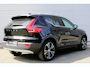 Volvo XC40 1.5 T5 Recharge Inscription | Dealeronderhouden | Glazen Schuif-/Kanteldak | Semi Elektrisch Inklapbare Trekhaak | 19-inch Lichtmetalen Velgen | All-Season Banden | Lederen Bekleding Amber | Elektrisch Verstelbare Voorstoelen Met Geheugen | Adaptieve Cruise Control | Pilot Assist | Stuurverwarming | Stoelverwarming | Geint Glas | Keyless | Elektrische Achterklep Met Sensorsturing | Parkeersensoren Voor en Achter | Achteruitrijcamera | BLIS | Carplay/Android Auto |