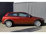 Volvo C30 1.8 Sport | 1ste eigenaar | 100% Dealeronderhouden | Cruise Control | Climate Control | Bluetooth handsfree systeem | Achterspoiler | 17'' Lichtmetalen velgen | Mistverlichting voor + achter |