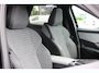 Peugeot E-3008 Allure Avantage 210 73 kWh | Navi | Warmtepomp | Trekhaak | Stoelverw. | Dodehoek | Keyless | Camera | PDC V+A | Ad. cruise |