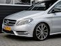 Mercedes-Benz B-klasse 250 Ambition | Rood leder | Xenon | Camera | Navi | Trekhaak | PDC v+a | Cruise control