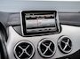 Mercedes-Benz B-klasse 250 Ambition | Rood leder | Xenon | Camera | Navi | Trekhaak | PDC v+a | Cruise control