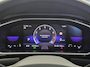 Volkswagen T-Roc 1.5 TSI DSG 150PK 3X R-Line | Leer | Memoryseat | Trekhaak | IQ Light | Camera | Stoelverwarming |