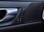 Volvo S60 2.0 B3 R-Design | Incl. 12 maanden garantie | Trekhaak | Achteruitrijcamera | Parkeersensoren | Stoelverwarming | Stuurverwarming | Voorruit verwarmd | Stoelgeheugen | Elektrische verstelbare stoelen | Lichtmetalen velgen | Dodehoekdetectie