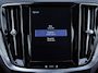Volvo S60 2.0 B3 R-Design | Incl. 12 maanden garantie | Trekhaak | Achteruitrijcamera | Parkeersensoren | Stoelverwarming | Stuurverwarming | Voorruit verwarmd | Stoelgeheugen | Elektrische verstelbare stoelen | Lichtmetalen velgen | Dodehoekdetectie
