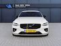 Volvo S60 2.0 B3 R-Design | Incl. 12 maanden garantie | Trekhaak | Achteruitrijcamera | Parkeersensoren | Stoelverwarming | Stuurverwarming | Voorruit verwarmd | Stoelgeheugen | Elektrische verstelbare stoelen | Lichtmetalen velgen | Dodehoekdetectie