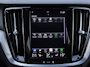 Volvo S60 2.0 B3 R-Design | Incl. 12 maanden garantie | Trekhaak | Achteruitrijcamera | Parkeersensoren | Stoelverwarming | Stuurverwarming | Voorruit verwarmd | Stoelgeheugen | Elektrische verstelbare stoelen | Lichtmetalen velgen | Dodehoekdetectie