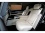 BMW 7-Serie 745Le xDrive Executive Lounge HUD 360 ° Matrix ACC Leder Navi PDC Memory seats Elektr. bedienbaar achterklep Sky lounge Stoelventilatie voor & achter Stoelverwarming voor & achter TV tuner Harman Kardon Softclose Entertainment system achter LM velgen