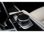 BMW 7-Serie 745Le xDrive Executive Lounge HUD 360 ° Matrix ACC Leder Navi PDC Memory seats Elektr. bedienbaar achterklep Sky lounge Stoelventilatie voor & achter Stoelverwarming voor & achter TV tuner Harman Kardon Softclose Entertainment system achter LM velgen