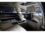 BMW 7-Serie 745Le xDrive Executive Lounge HUD 360 ° Matrix ACC Leder Navi PDC Memory seats Elektr. bedienbaar achterklep Sky lounge Stoelventilatie voor & achter Stoelverwarming voor & achter TV tuner Harman Kardon Softclose Entertainment system achter LM velgen