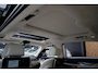 BMW 7-Serie 745Le xDrive Executive Lounge HUD 360 ° Matrix ACC Leder Navi PDC Memory seats Elektr. bedienbaar achterklep Sky lounge Stoelventilatie voor & achter Stoelverwarming voor & achter TV tuner Harman Kardon Softclose Entertainment system achter LM velgen