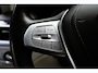 BMW 7-Serie 745Le xDrive Executive Lounge HUD 360 ° Matrix ACC Leder Navi PDC Memory seats Elektr. bedienbaar achterklep Sky lounge Stoelventilatie voor & achter Stoelverwarming voor & achter TV tuner Harman Kardon Softclose Entertainment system achter LM velgen