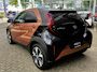 Toyota Aygo X Hybrid 115 pulse APPLE/ANDROID KEYLESS PARK-SENSOR CAMERA CLIMA 17"LMV EL-SPIEGELS PRIVACY-GLASS