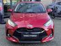 Toyota Yaris 1.5 Hybrid 115 Dynamic STOEL/STUURVERW LED KEYLESS PARK-SENSOREN BLIND SPOT NAVI CAMERA AD-CRUISE CLIMA APPLE/ANDROID 16'' LM-VELGEN