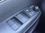 Toyota Yaris 1.5 Hybrid 115 Dynamic STOEL/STUURVERW LED KEYLESS PARK-SENSOREN BLIND SPOT NAVI CAMERA AD-CRUISE CLIMA APPLE/ANDROID 16'' LM-VELGEN