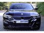 BMW 3-Serie 330i M-Sport | Adapt LED | 19 inch | Hifi | Leder/Alcantara | Live Cockpit Plus | Shadow Line | Stoelverwarming | Etc.