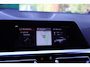 BMW 3-Serie 330i M-Sport | Adapt LED | 19 inch | Hifi | Leder/Alcantara | Live Cockpit Plus | Shadow Line | Stoelverwarming | Etc.