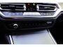 BMW 3-Serie 330i M-Sport | Adapt LED | 19 inch | Hifi | Leder/Alcantara | Live Cockpit Plus | Shadow Line | Stoelverwarming | Etc.
