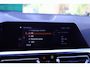 BMW 3-Serie 330i M-Sport | Adapt LED | 19 inch | Hifi | Leder/Alcantara | Live Cockpit Plus | Shadow Line | Stoelverwarming | Etc.