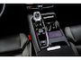 Volvo V60 2.0 T8 Plug-in Hybrid AWD Plus Dark | PHEV Long Range | Trekhaak | Sportstoelen | Panoramadak | Harman Kardon Audio | Head-up Display | 360 Graden Camera | Stoelverwarming voor en achter | Keyless Entry | Elektrische Achterklep | Elektrisch Verstelbare Voorstoelen | Cruise Control Adaptief | BLIS | Google Navigatie | Apple Carplay | Android Auto