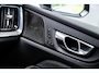 Volvo V60 2.0 T8 Plug-in Hybrid AWD Plus Dark | PHEV Long Range | Trekhaak | Sportstoelen | Panoramadak | Harman Kardon Audio | Head-up Display | 360 Graden Camera | Stoelverwarming voor en achter | Keyless Entry | Elektrische Achterklep | Elektrisch Verstelbare Voorstoelen | Cruise Control Adaptief | BLIS | Google Navigatie | Apple Carplay | Android Auto