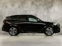 BMW X1 xDrive30e M Sport 326Pk Automaat (APPLE CARPLAY, M PAKKET, SOH 96,1%, 360 CAMERA, HARMAN/KARDON, SPORTSTOELEN, GETINT GLAS, GROOT NAVI, NIEUWSTAAT)