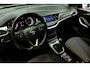 Opel Astra 1.2 T Navi Airco Stoel & stuurverwarming Carplay PDC Bluetooth Cruise PDC 6 versnellingen BTW auto