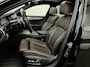BMW 5-Serie Touring 520i M-Sport Volledig Individual | Nappa | Comfortseats | Panodak | Trekhaak 2000kg | Adapt. Led | Luchtvering niveauregeling | Display Key | Camera | Memory | 19" | Nav. Proffesional | Alarm | NL-Auto | Dealer OH | NAP | Full Service - Rijklaarprijs.