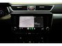 Skoda Superb combi 1.4 TSI iV Business Edition Plus [ Navi Apple/Android Camera Stoelverwarming ]