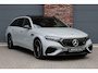 Mercedes-Benz E-klasse Estate AMG 53 4MATIC+ | 585pk | Achterasbesturing | Distronic+ | Verwarmd Stuurwiel | Burmester | Digital Light | Trekhaak | Surround Camera | Verwarmd Stuurwiel | Augmented Reality |