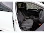 Volkswagen Golf 1.4 eHybrid 204pk Style | SoH 93% | Navigatie | Ergonomische Bestuurdersstoel | All Seasonbanden