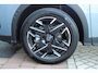 Peugeot 3008 1.2 Hybrid 145PK GT | PANORMASCH SCHUIF / KANTELDAK | | 360° VISION & DRIVE ASSIST PACK: ANTI DIEFSTAL ALARM MET SUPERVERGRENDELING/VERWARMBAAR VOLLEDEREN STUURWIEL/VISEOPARK 360° HD CAMERA'S MET PARKEERHULP VOOR, BUITENSPIEGELS MET KANTELFUNCTIE BIJ HET ACHTERUITRIJDEN/ADAPTIVE CRUISE CONTROL MET STOP & GO FUNCTIE, REAR CROSS TRAFFIC ALERT, LANE CHANGE ASSIST, DODEHOEK DETECTIE, GROOTLICHT ASSISTENT | PANORAMIC NAVIGATION PACK: PEUGEOT PANORAMIC i-COCKPIT MET GEBOGEN EN ZWEVEND HD SCHERM/PEUGEOT 3D NAVIGATIE/SPRAAKHERKENNING/3-USB AANSLUITINGEN/DRAADLOZE TELEFOONLADER | SEAT PACK: AGR STOEL MET VERWARMBARE VOORSTOELEN | LED KOPLAMPEN | 19" LICHTMETALEN VELGEN | KEYLESS ENTRY/START | INTERIEUR VERLICHTING | GELAMINEERDE EN GELUIDDEMPENDE GETINTE VOORRUIT | DRAADLOZE APPLE CARPLAY/ANDROID AUTO |