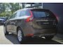 Volvo XC60 T5 FWD Summum | Fullmap Navigatie | Parkeercamera achter | Keyless entry & Start | Elektrisch verstelbare bestuurdersstoel met memory | BLIS | Xenon verlichting | Trekhaak |