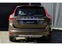 Volvo XC60 T5 FWD Summum | Fullmap Navigatie | Parkeercamera achter | Keyless entry & Start | Elektrisch verstelbare bestuurdersstoel met memory | BLIS | Xenon verlichting | Trekhaak |